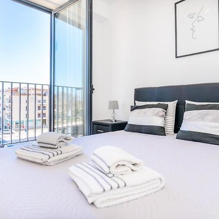 Modern Flat By Lagos Marina And Old Town 라고스 외부 사진
